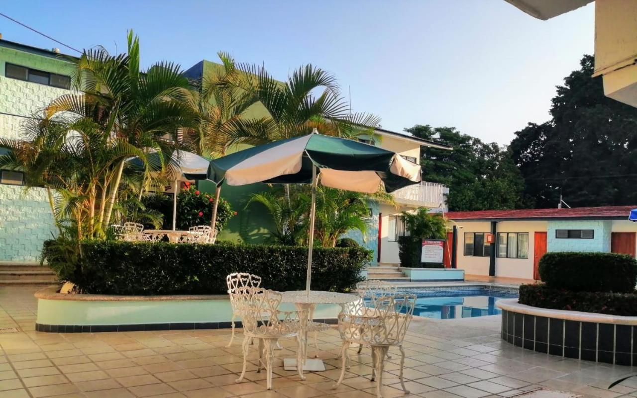Hotel Del Lago Catemaco Buitenkant foto